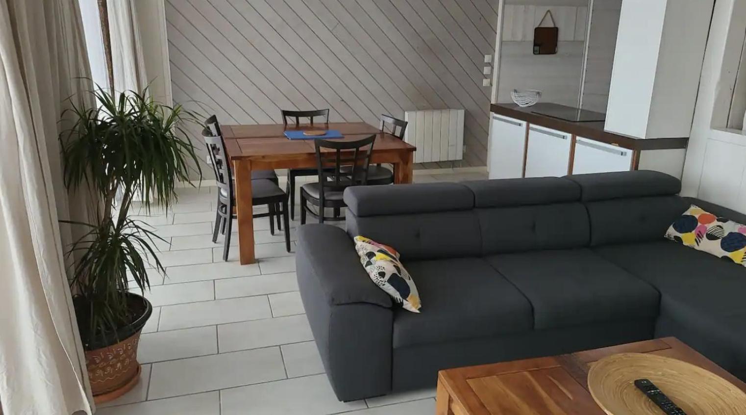Appartement Vue Mer, Rdc, Plage De Trestrignel 佩罗斯－吉雷克 外观 照片